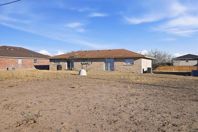 124 Kerry Dr 2, George West, TX 78022