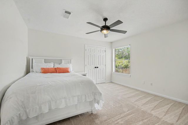 14214 Ridgewood Lake Court, Houston, TX 77062