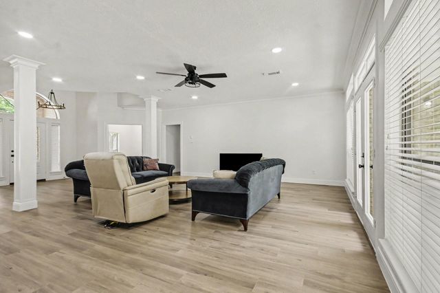 14214 Ridgewood Lake Court, Houston, TX 77062