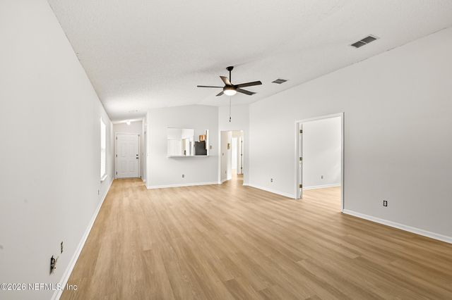 1949 LONGNEEDLE Lane, Middleburg, FL 32068