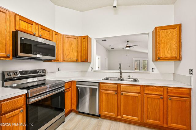 1949 LONGNEEDLE Lane, Middleburg, FL 32068