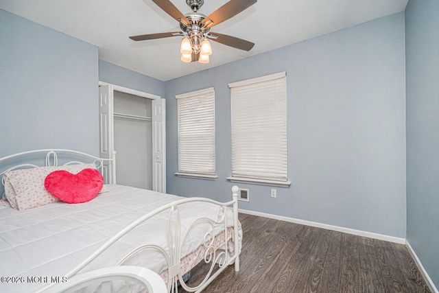 2 Sahara Court, Toms River, NJ 08753