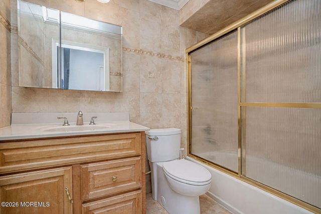 2 Sahara Court, Toms River, NJ 08753