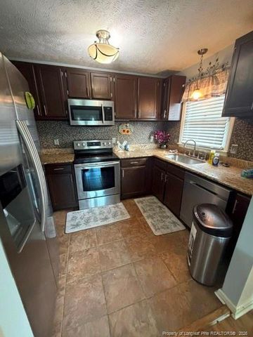 712 Alexwood Drive, Hope Mills, NC 28348