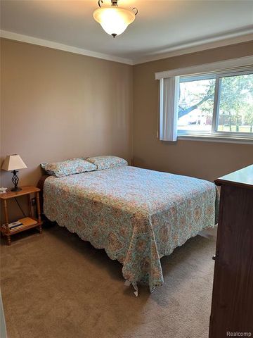 12942 Ray Drive, Warren, MI 48088