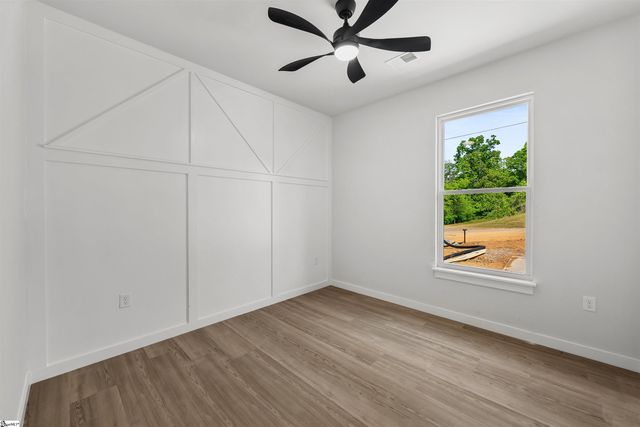 5 Lee Haven Court, Greenville, SC 29611