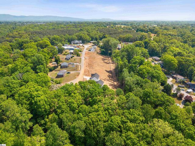 5 Lee Haven Court, Greenville, SC 29611