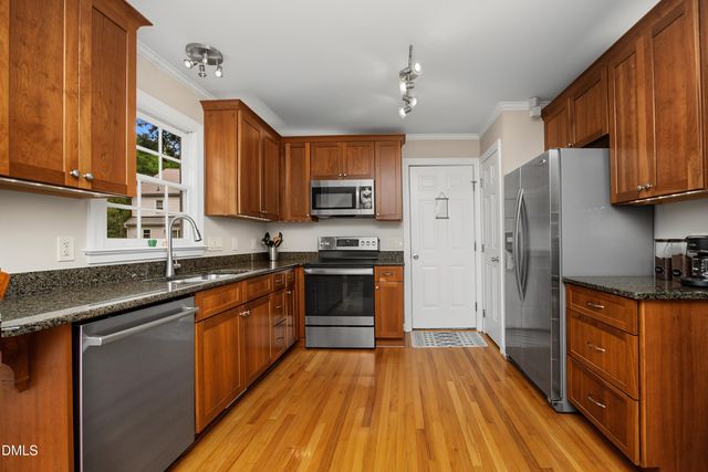 620 St Vincent Drive, Holly Springs, NC 27540