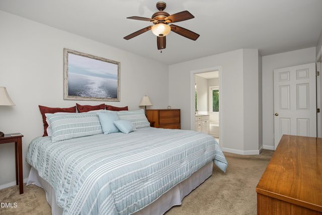 620 St Vincent Drive, Holly Springs, NC 27540