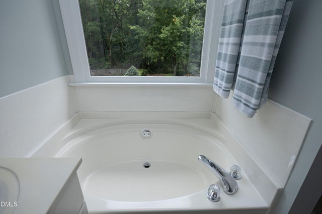 620 St Vincent Drive, Holly Springs, NC 27540