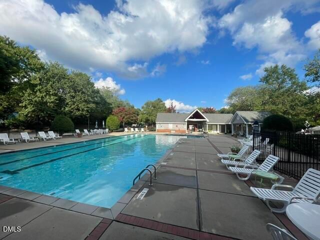 620 St Vincent Drive, Holly Springs, NC 27540