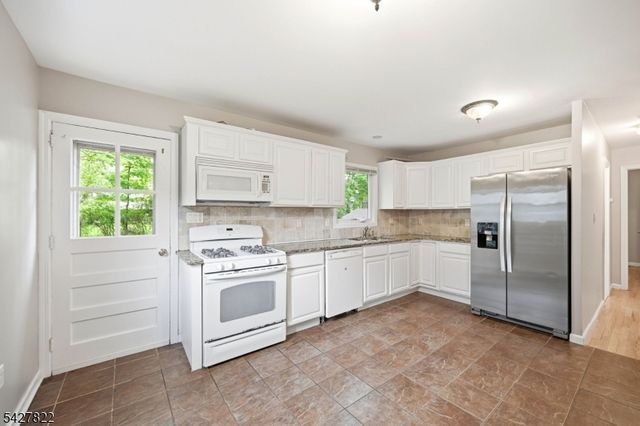 104 14Th St, Cresskill Boro, NJ 07626