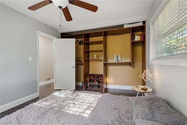 670 Montclair Drive SW, Smyrna, GA 30082