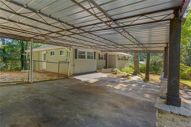 670 Montclair Drive SW, Smyrna, GA 30082