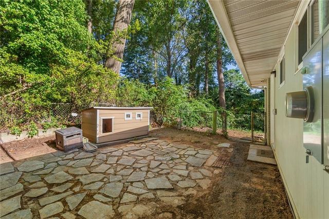 670 Montclair Drive SW, Smyrna, GA 30082