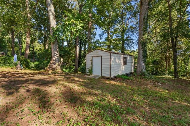 670 Montclair Drive SW, Smyrna, GA 30082