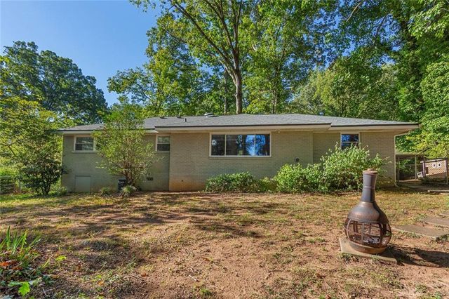 670 Montclair Drive SW, Smyrna, GA 30082