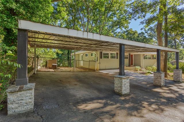 670 Montclair Drive SW, Smyrna, GA 30082