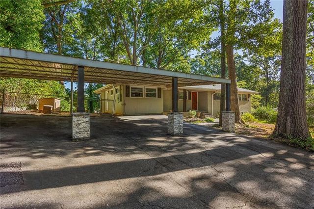 670 Montclair Drive SW, Smyrna, GA 30082