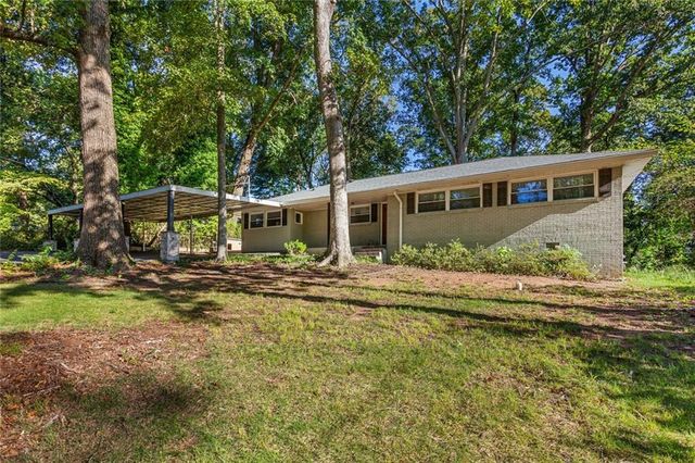 670 Montclair Drive SW, Smyrna, GA 30082