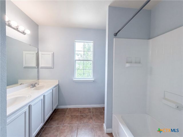 313 Crowfoot Drive, Harker Heights, TX 76548