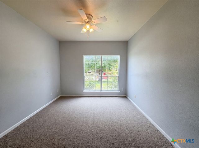 313 Crowfoot Drive, Harker Heights, TX 76548
