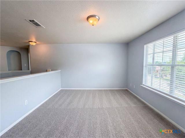 313 Crowfoot Drive, Harker Heights, TX 76548