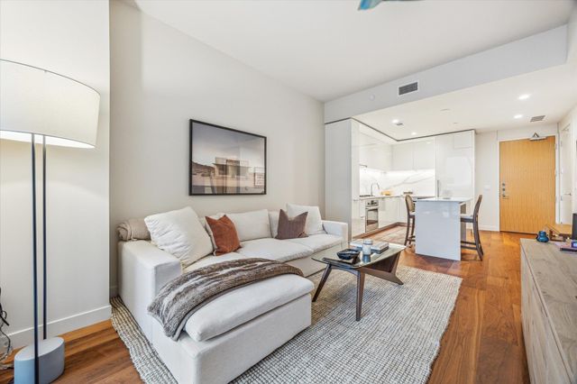 44 East Ave 2304, Austin, TX 78701