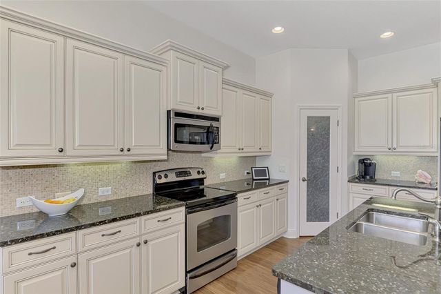 539 SAWGRASS BRIDGE ROAD, Venice, FL 34292