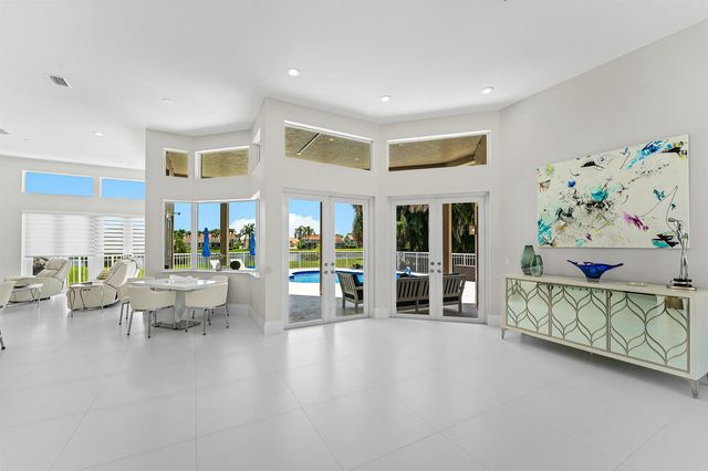 8321 Muirhead Circle, Boynton Beach, FL 33472