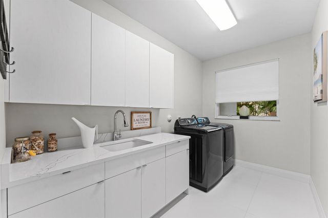 8321 Muirhead Circle, Boynton Beach, FL 33472