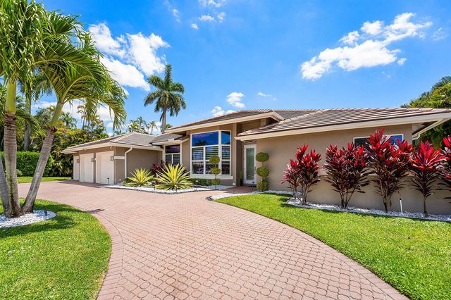8321 Muirhead Circle, Boynton Beach, FL 33472