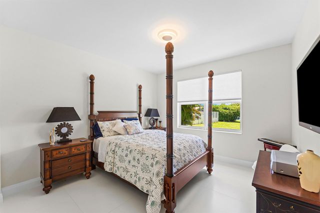 8321 Muirhead Circle, Boynton Beach, FL 33472