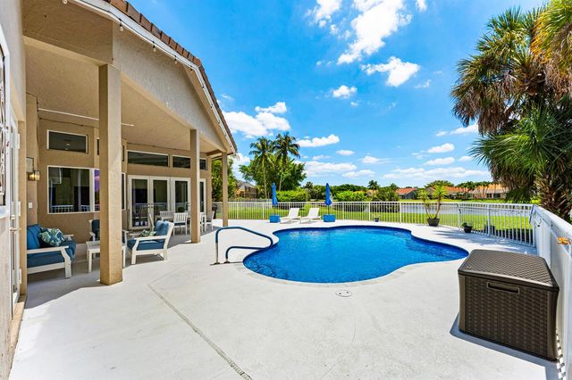8321 Muirhead Circle, Boynton Beach, FL 33472