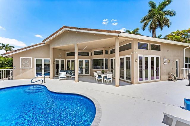 8321 Muirhead Circle, Boynton Beach, FL 33472