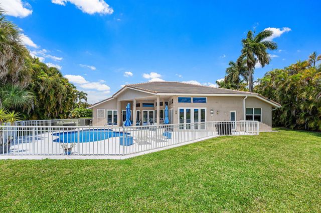 8321 Muirhead Circle, Boynton Beach, FL 33472