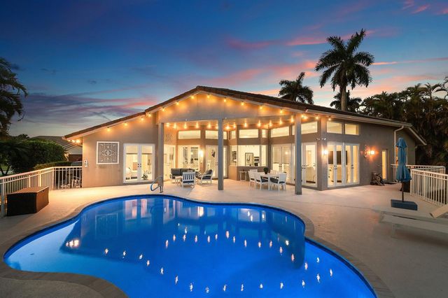 8321 Muirhead Circle, Boynton Beach, FL 33472