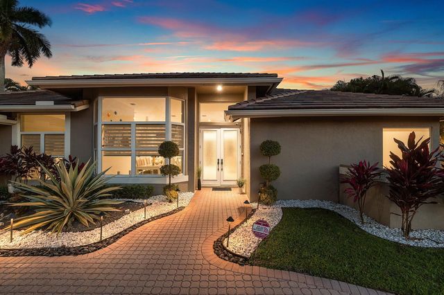 8321 Muirhead Circle, Boynton Beach, FL 33472