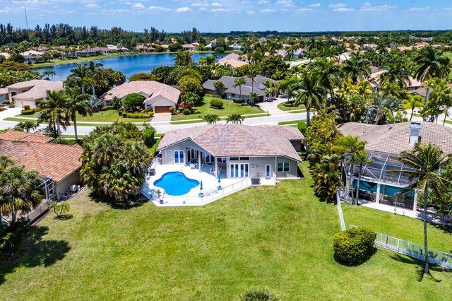 8321 Muirhead Circle, Boynton Beach, FL 33472