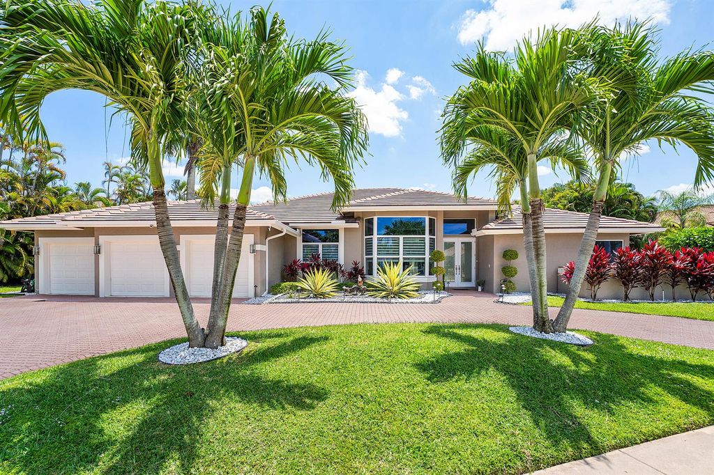 8321 Muirhead Circle, Boynton Beach, FL 33472