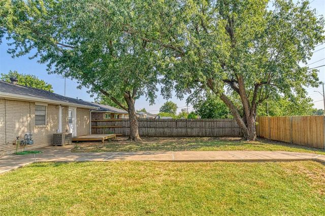 224 Atterberry Drive, Norman, OK 73071