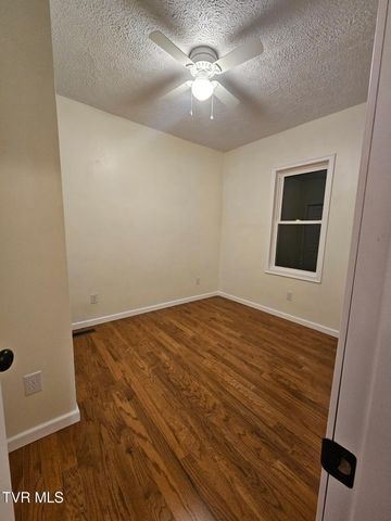 120 Templeton Street, Appalachia, VA 24216