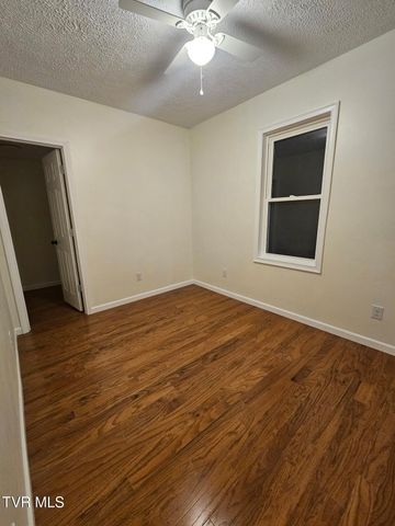 120 Templeton Street, Appalachia, VA 24216