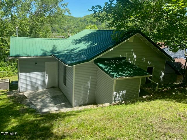 120 Templeton Street, Appalachia, VA 24216