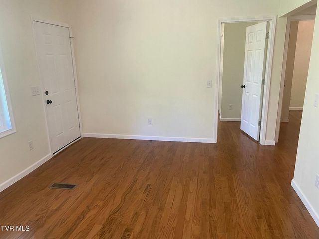120 Templeton Street, Appalachia, VA 24216