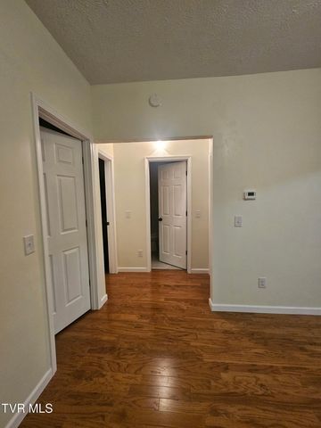 120 Templeton Street, Appalachia, VA 24216