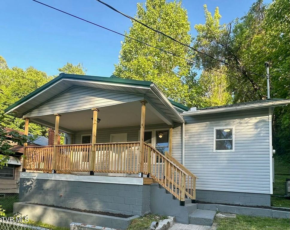 120 Templeton Street, Appalachia, VA 24216