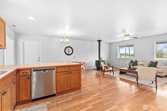 303 Hayes Street, Nooksack, WA 98276