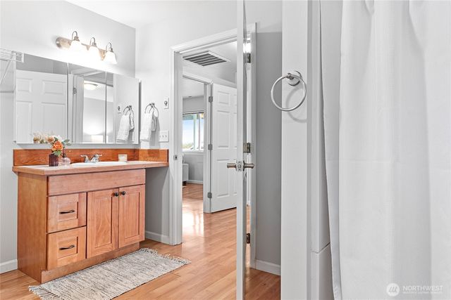 303 Hayes Street, Nooksack, WA 98276