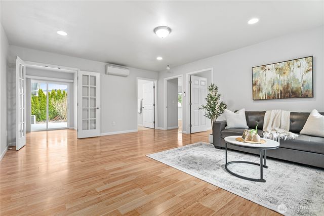 303 Hayes Street, Nooksack, WA 98276